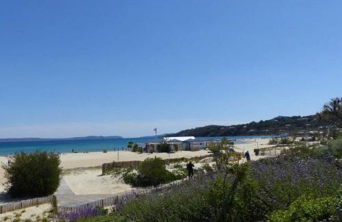 Studio cabine Les Rives de la Favière piscine et tennis les pieds dans l'eau - Foto 11