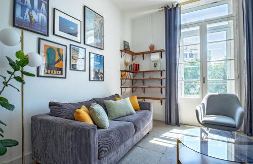 Centre - Parking - 5 min Place Comédie - Tram - Foto 10