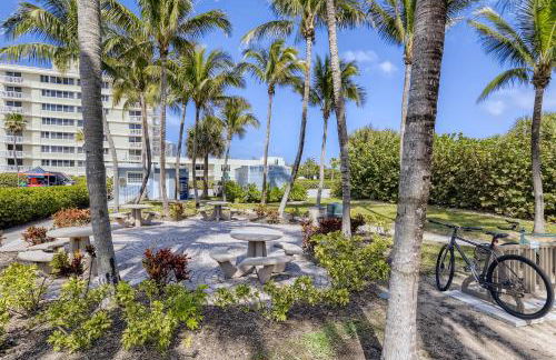 Singer Island Stunner 2 BR - Foto 24