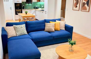 Le salon des voyageurs - Appartement au coeur du Centre Historique de Dole avec Terrasse - Foto 2