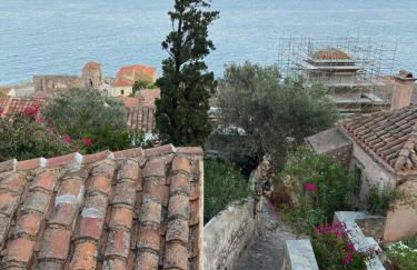 MONOVASIA SUITES Anopolis - Foto 24