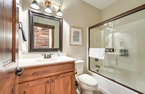 Luxe Table Rock Lake Vacation Rental with Hot Tub! - Foto 27