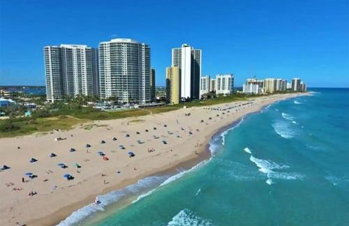 Lux property great for 1 to 8 Guests-family trip ,5Beds 2Rooms Staycation with Gym and EV, proximity to Downtown and Beaches - Foto 79