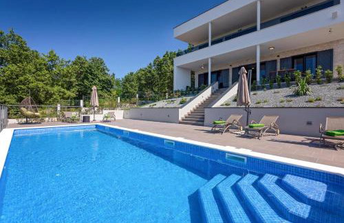 Villa Althea for 8 persons near Labin with 35 m2 heated pool, kids playground & large garden - Foto 10