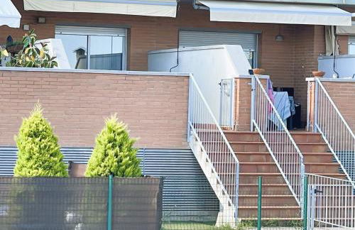 Onze - primera línea de mar con piscina - Foto 13