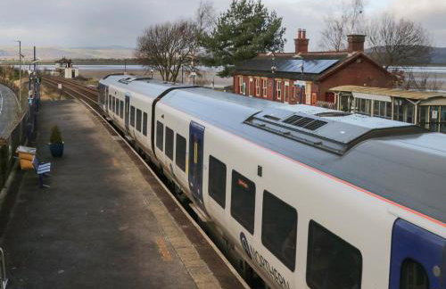 Time and Tide - Photo 33