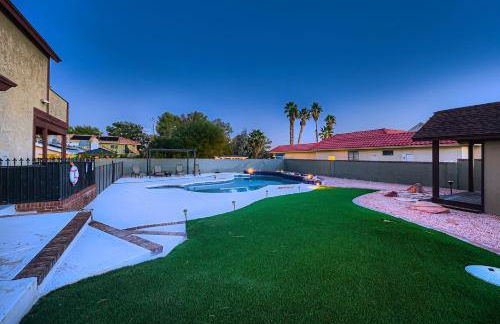 Lux life! Central location for business or play! - Foto 40