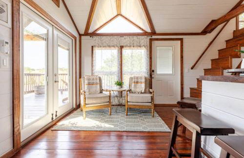 Serene Vineyard•Deck, Pickleball, Views~ Near Town - Foto 8