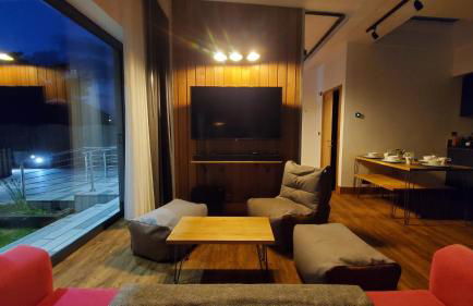 The Cedarwoods - luxury for up to 5 and your woof! - Photo 32