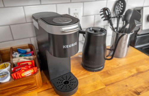 Modern 3-BR Townhome w Private Backyard Near RTP - Foto 18