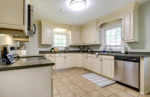 Fayetteville Vacation Rental - 1 Mi to Downtown! - Foto 10