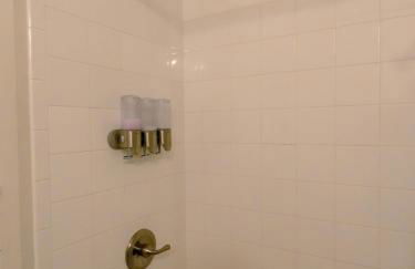 Beautiful Apartment Near Disney - Photo 76