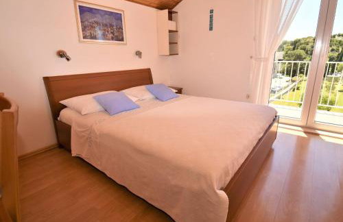 2 bedroom apartment with garden - Foto 10