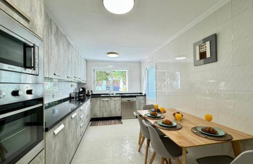 Villa walk to O beach large pool BBQ - Foto 26