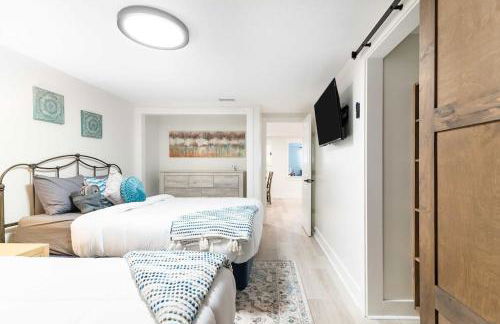 Renovated 3B 2BA, oasis yard Hot tub - Foto 11