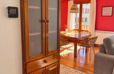 Apartamento familiar en el centro de Benasque con terraza - Photo 18