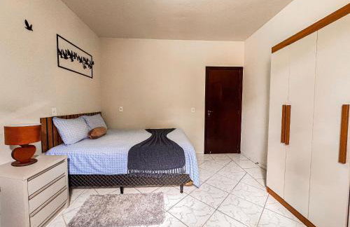 Casa espaçosa com churrasqueira - Foto 15