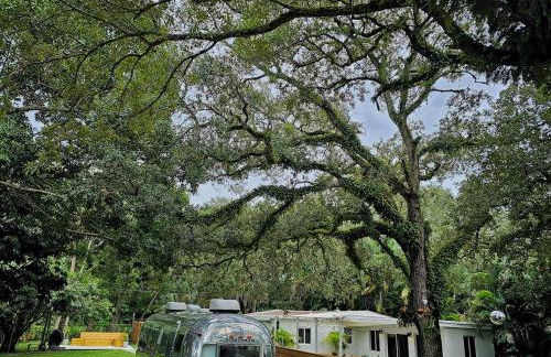 -Disco Bungalow- One third mile to FTL Marine Center - Foto 36