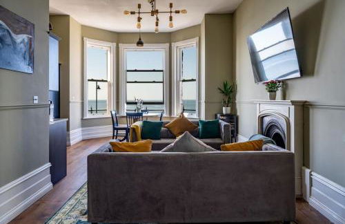 Stylish Winter Escape - Cosy Coastal Luxury with Panoramic Ocean Views - Foto 5