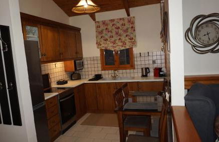 EfisHouse - Photo 26