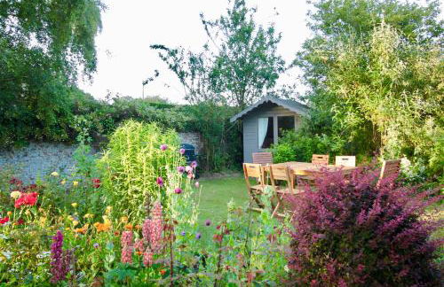 Duck Cottage - Grade II Listed cottage, village location, nr Holt - Foto 1