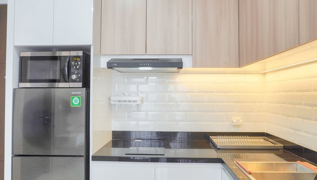 Minimalist And Cozy 1Br Ciputra World 2 Apartment - Foto 5, Cocina privada