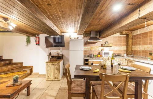 Holiday Home Berghütte mit Terrasse- Kamin und Jacuzzi by Interhome - Foto 19