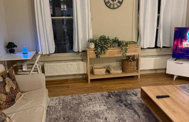 Stokey Skyline Retreat With Balcony - Foto 18