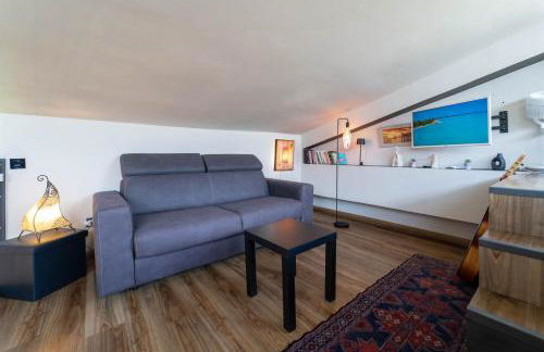 Villa Tea con piscina a pochi passi dal mare - Photo 25