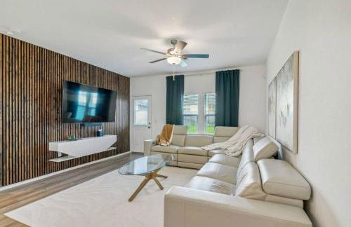 Entire house near airport & COTA - Foto 1