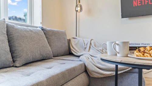 2 Bed Serviced Apartment in Surrey - Foto 4