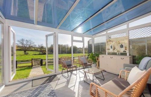 Modern Cottage Countryside Views Private Parking - Foto 2