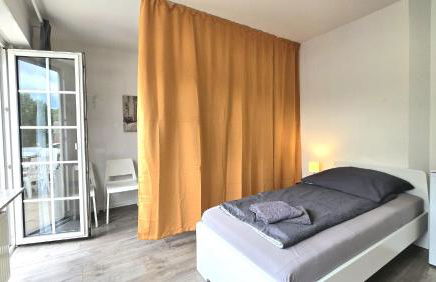 Modern 6-Bedroom Apartment with Rooftop Terrace, free Wi-Fi and Parking- MND01 - Foto 6