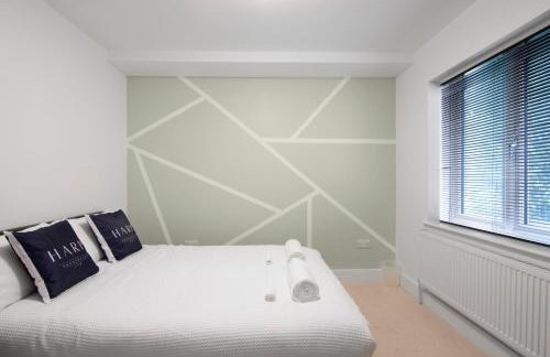 Luxury Apartment in Town Centre with Free Gated Parking - Foto 13