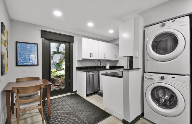 Escape to This Luxury Wilton Manors Villa - Foto 21