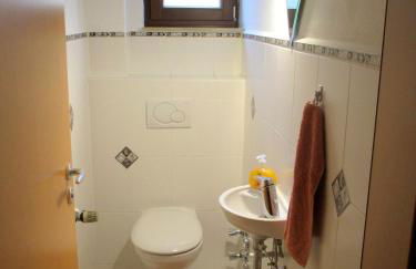 Moderne große Wohnung in herrlichem Naturgrundstück - Foto 4