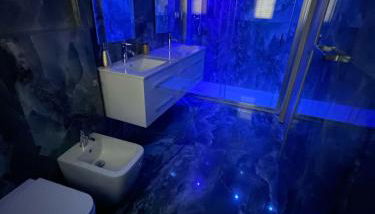 airport apartments piano superiore - Foto 3, Shower