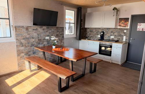 Hilda Apartments Rust - Photo 58