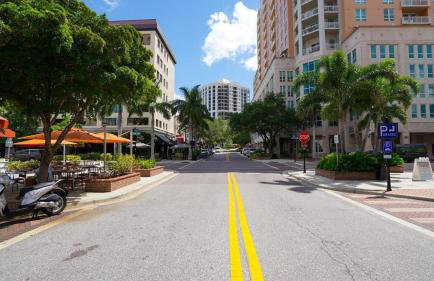 Modern home - 3K sqft - 5BR & 11 beds - brand new HOT TUB - 6 miles to AMI beaches - Foto 20