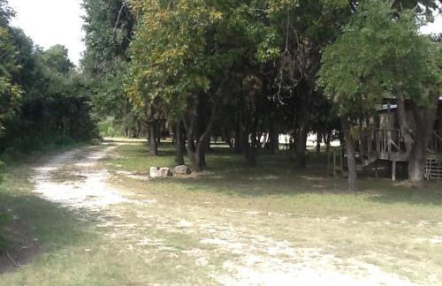 Nueces River Cabins-Pecan Cabin - Foto 22