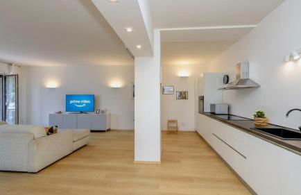 The Lake Giant with Lake View Renovated 2025 DesenzanoLoft Official Partner Homes & Villas by Marriott Bonvoy - Foto 16