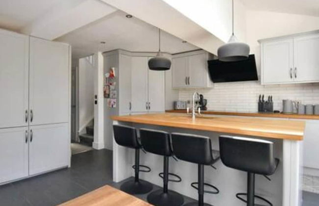 Cuckmere Family Retreat With Garden and Parking - Foto 5