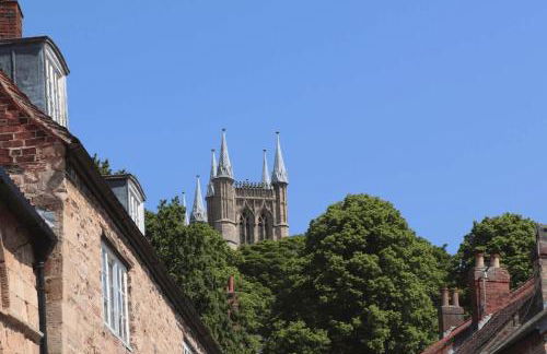 Our House Collective - Luxury Stay in Lincoln City Centre, Hot tub, Sleeps 16 - Foto 55