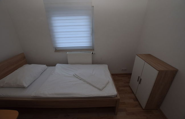 AB Apartment 15 - Photo 2