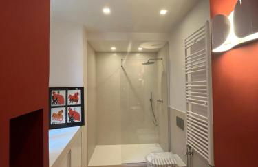 Historic design house near aquarium - Foto 39