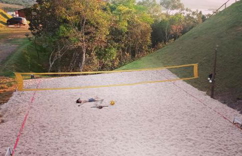 Chalé Mirante, piscina, cachoeira, lago e vista espetacular em Alexânia Goiás - Foto 15