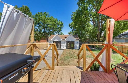 The Luxe Hot Tub Private Bar 12 Min to Horse Park - Foto 27