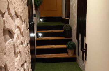 Les Loges Du Théatre 160m2 MAISON PRIVÉ 14 personnes MAX tout équipé a 200m de l'AVENUE DE CHAMPAGNE et toutes commodités DEGUSTATION CHAMPAGNE OFFERTE jacuzzi sauna jeux velos EMPLACEMENT EXCEPTIONNEL et CHIC - Foto 55