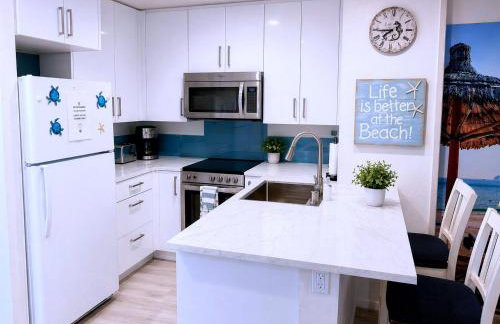 SolMar Breeze - 1BR Condo at North Coast Village - Heated Pools, Hot Tubs & Steps to Beach, Oceanside Harbor and Pier - Photo 6