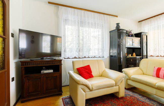 6 bedroom House in Balatonfenyves with garden and terrace - Photo 8